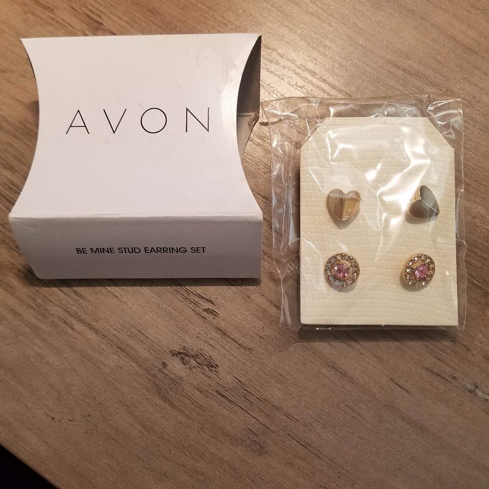 Avon earring set